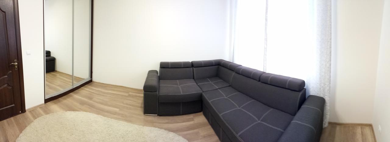 Gil Apartments, On Mynaiska 18 우주고로트 외부 사진